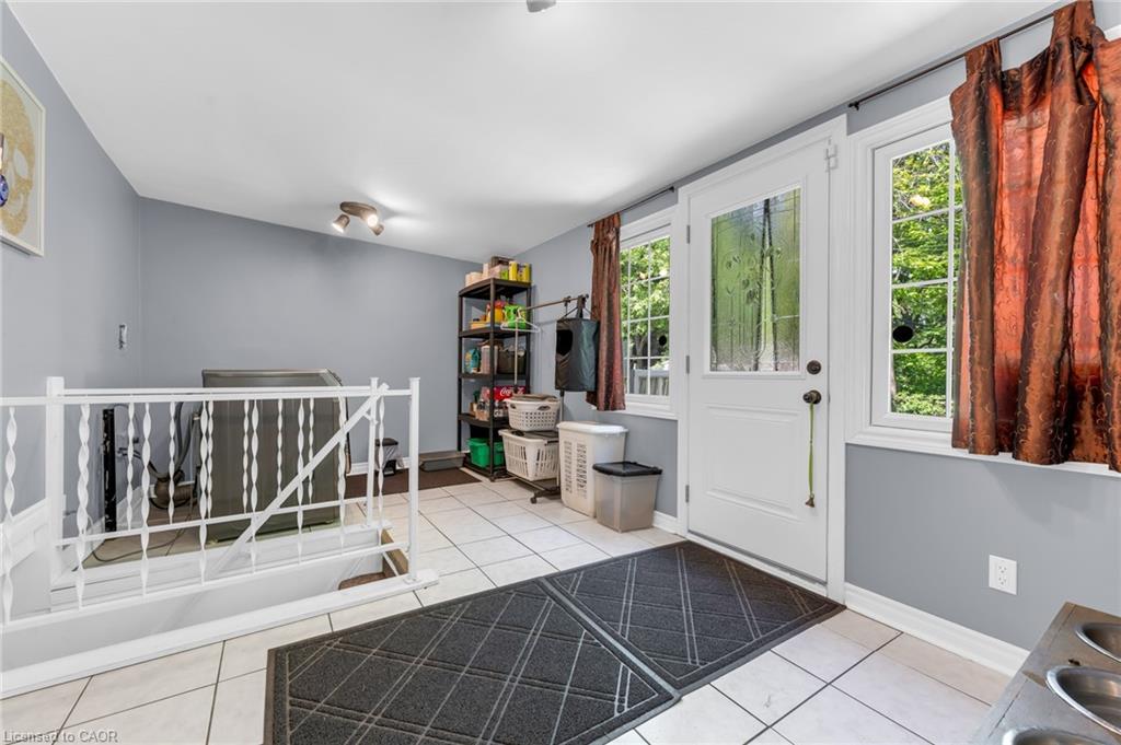110 Oak Street Property Photo 19