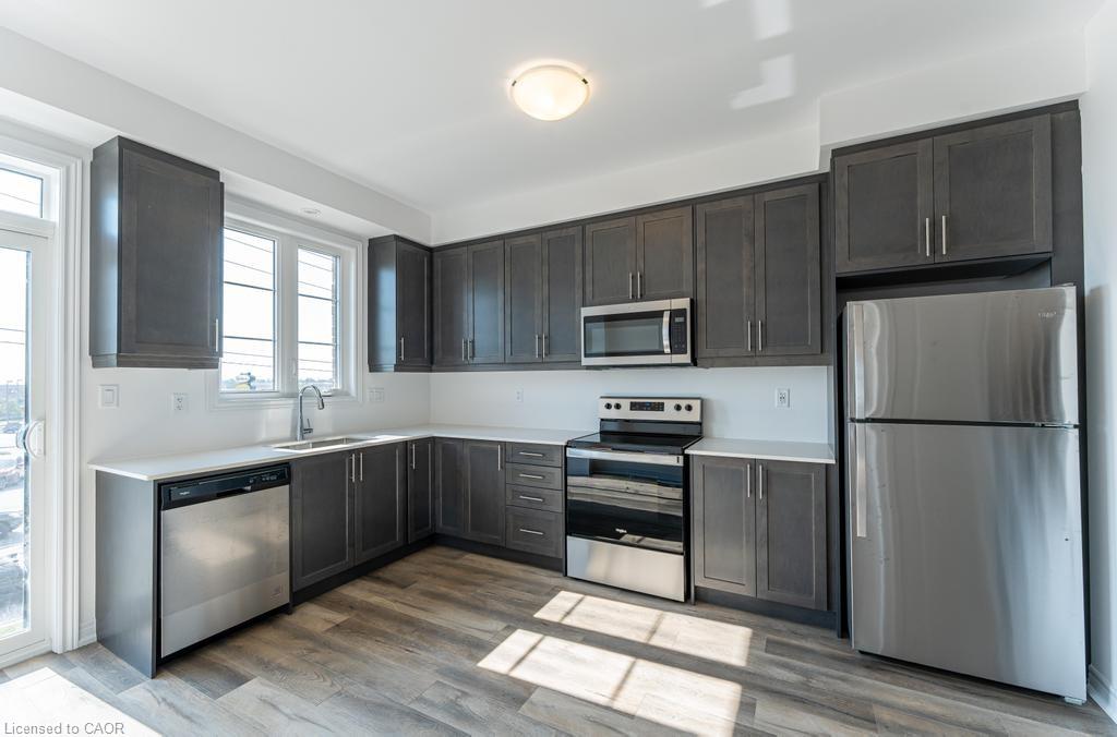 29-120 Court Drive Property Photo 11