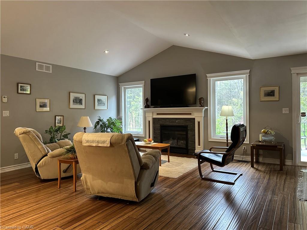 134 Angler Avenue Property Photo 18
