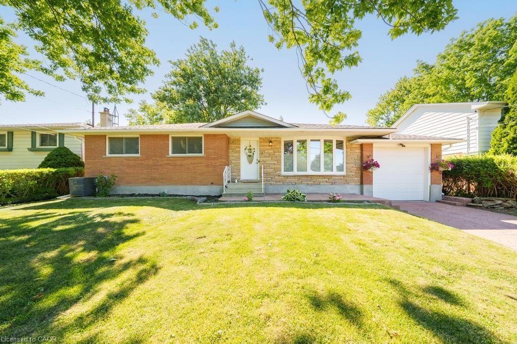 7 Wallis Avenue Property Photo 1