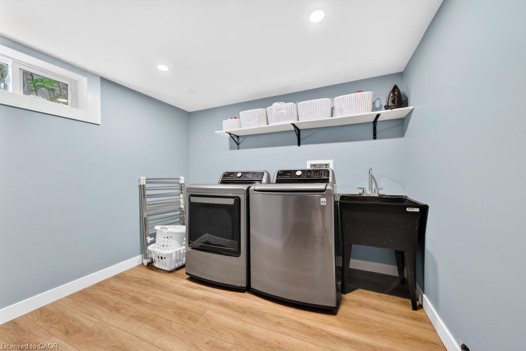7 Wallis Avenue Property Photo 35
