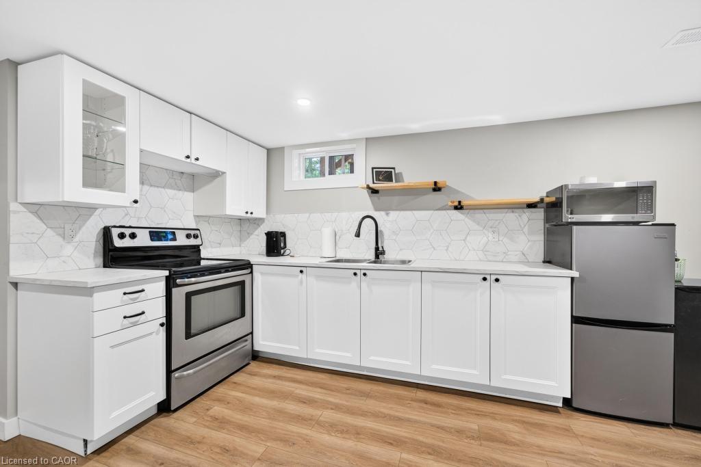 7 Wallis Avenue Property Photo 39