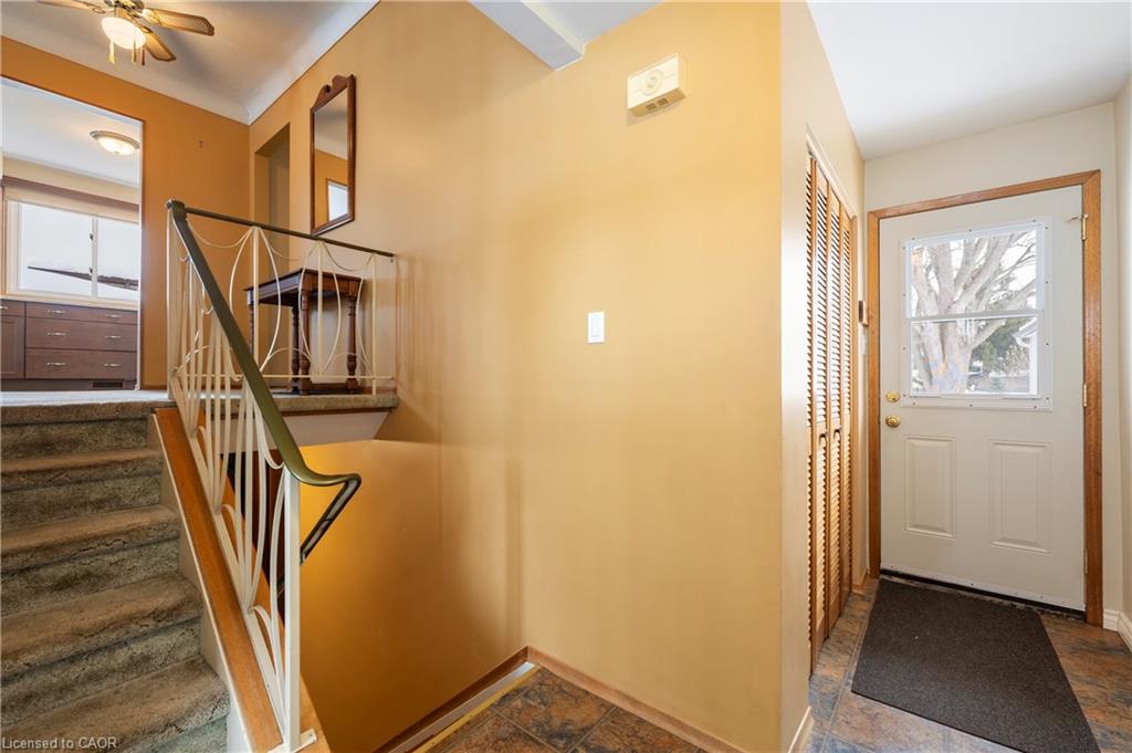 401 Mohawk Road W Property Photo 5