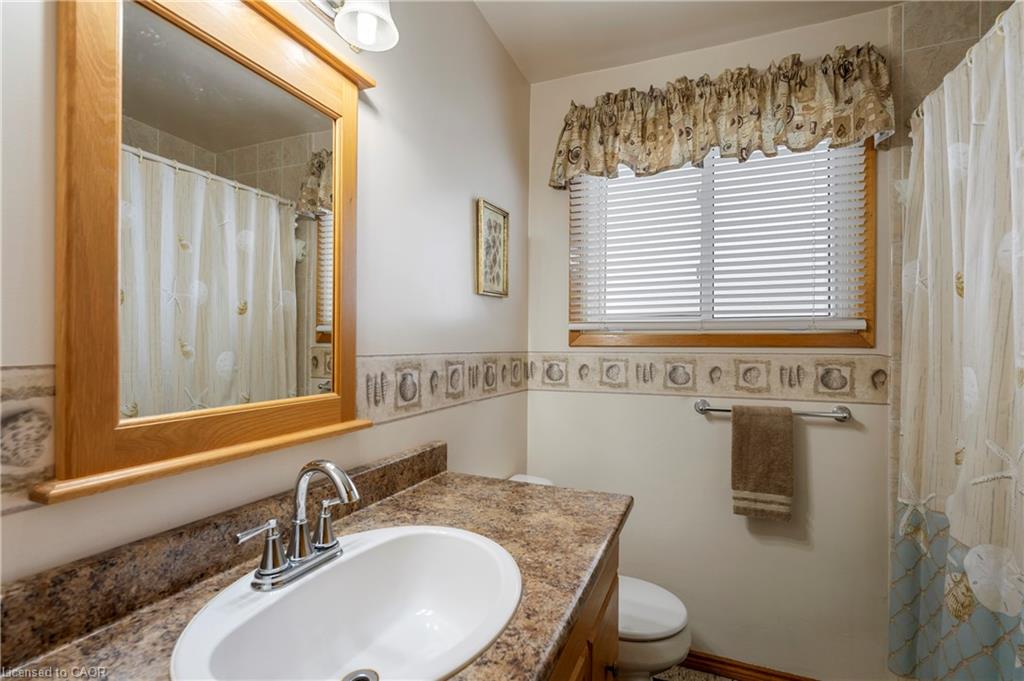 401 Mohawk Road W Property Photo 17