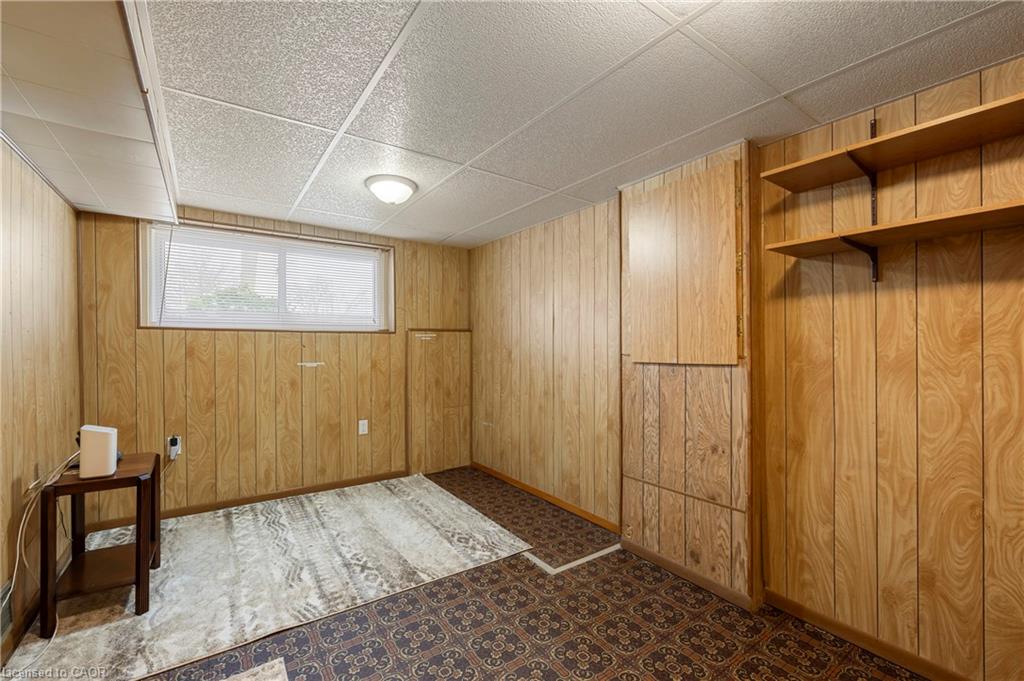 401 Mohawk Road W Property Photo 30