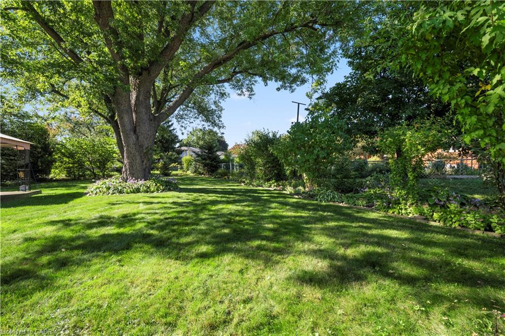 401 Mohawk Road W Property Photo 42