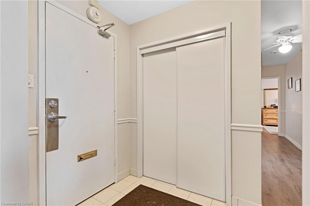 306-24 Midland Drive Property Photo 9