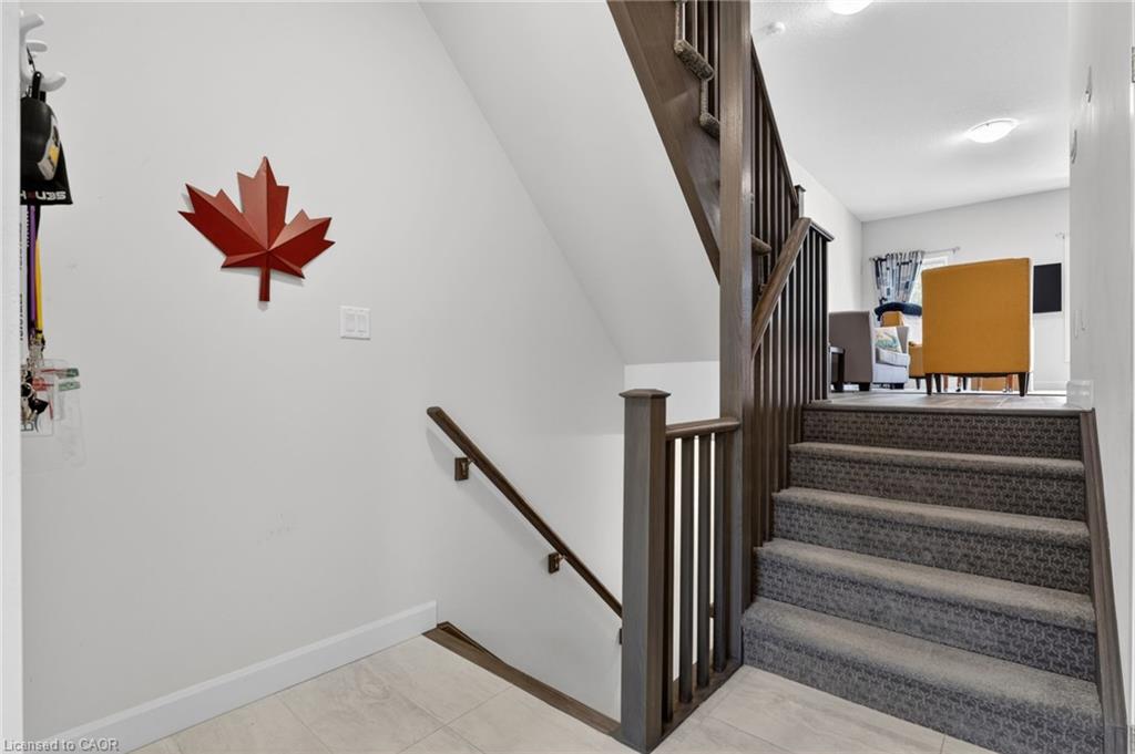 35 Comet Lane Property Photo 6