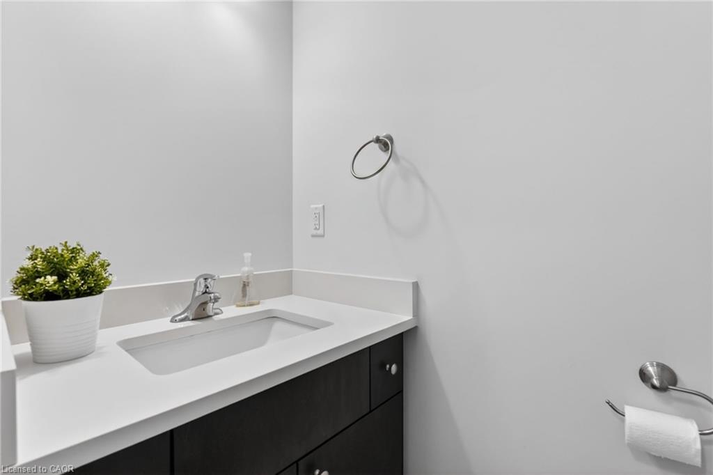 35 Comet Lane Property Photo 37