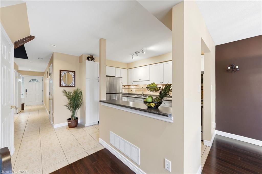 21-1771 Upper Wentworth Street Property Photo 16