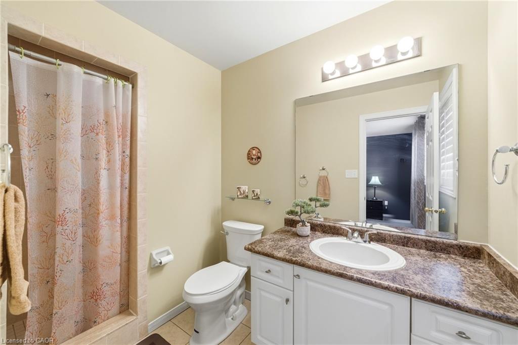 21-1771 Upper Wentworth Street Property Photo 23