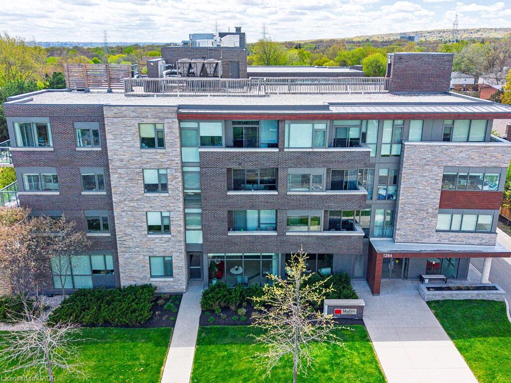 305-1284 Guelph Line Property Photo 20