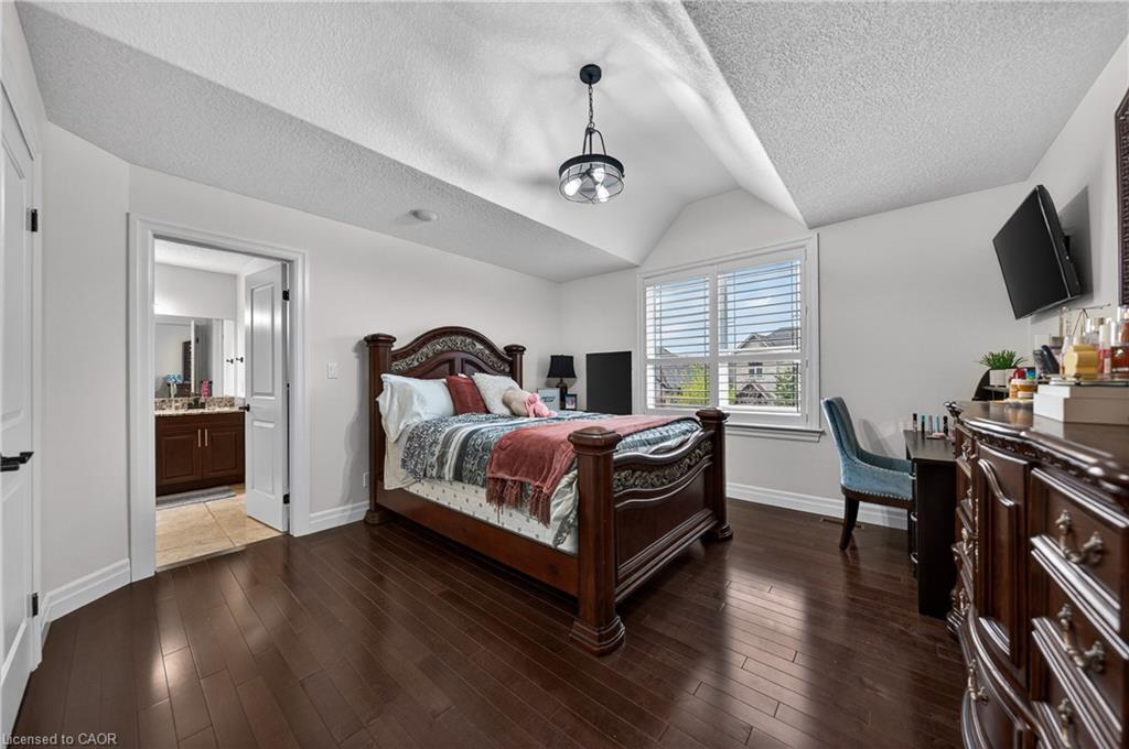 245 Joseph Schoerg Crescent Property Photo 34