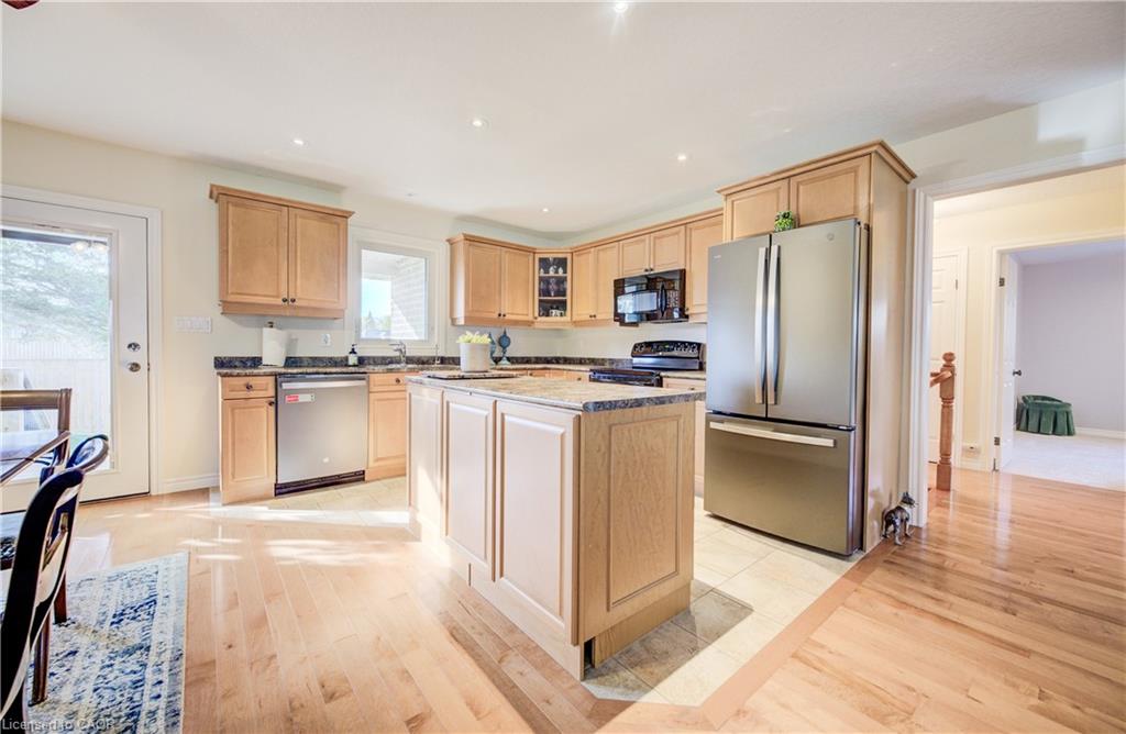 434 King Street E Property Photo 7