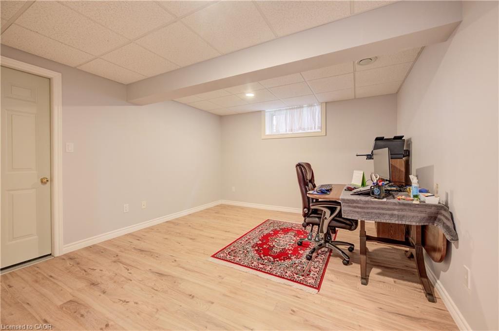 434 King Street E Property Photo 25
