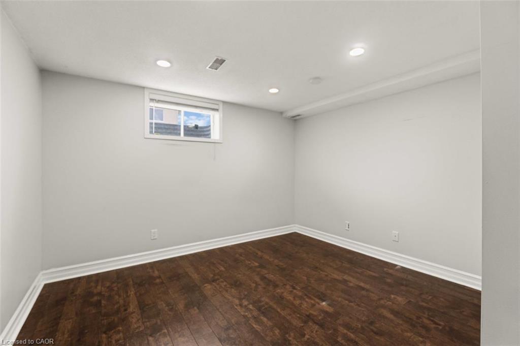 41 Eastwood Drive Property Photo 37