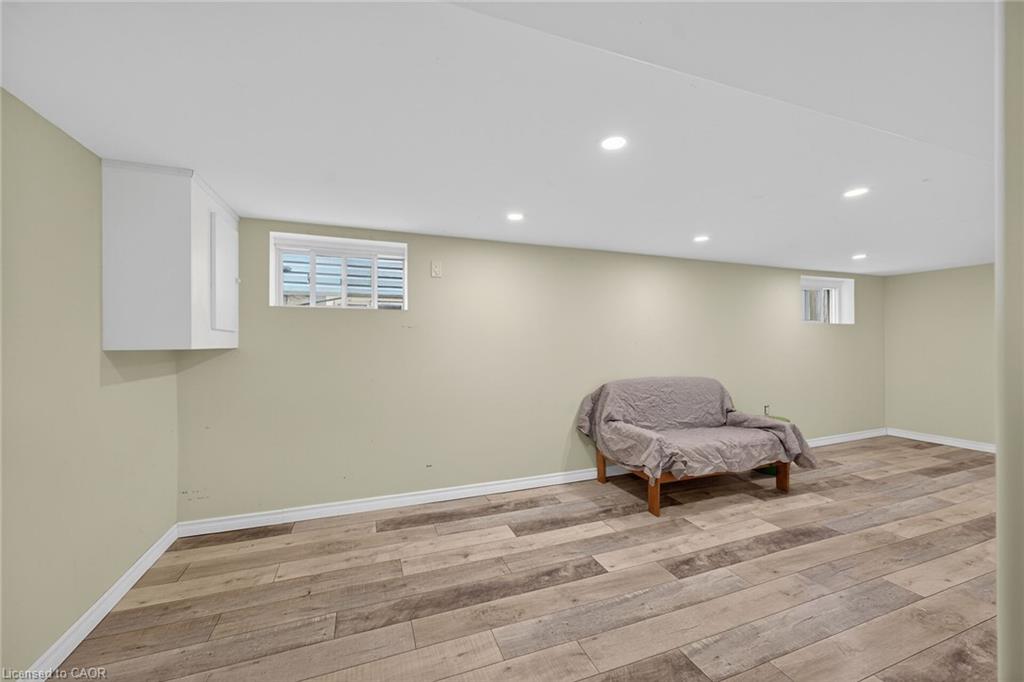 190 Campbell Avenue Property Photo 17