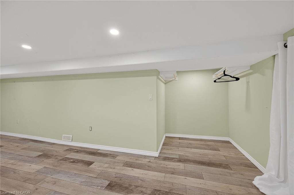 190 Campbell Avenue Property Photo 18