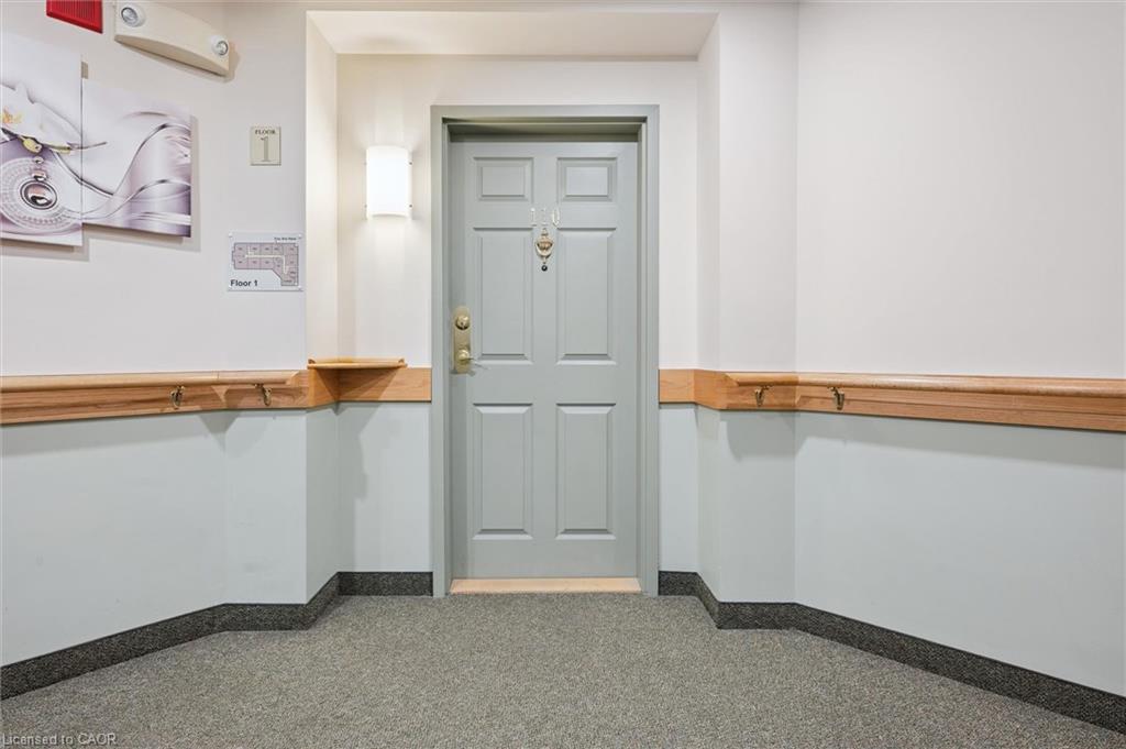110-20 St George Street Property Photo 4