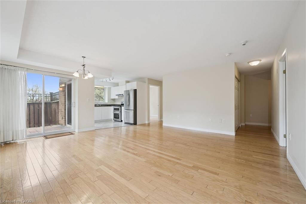 110-20 St George Street Property Photo 8