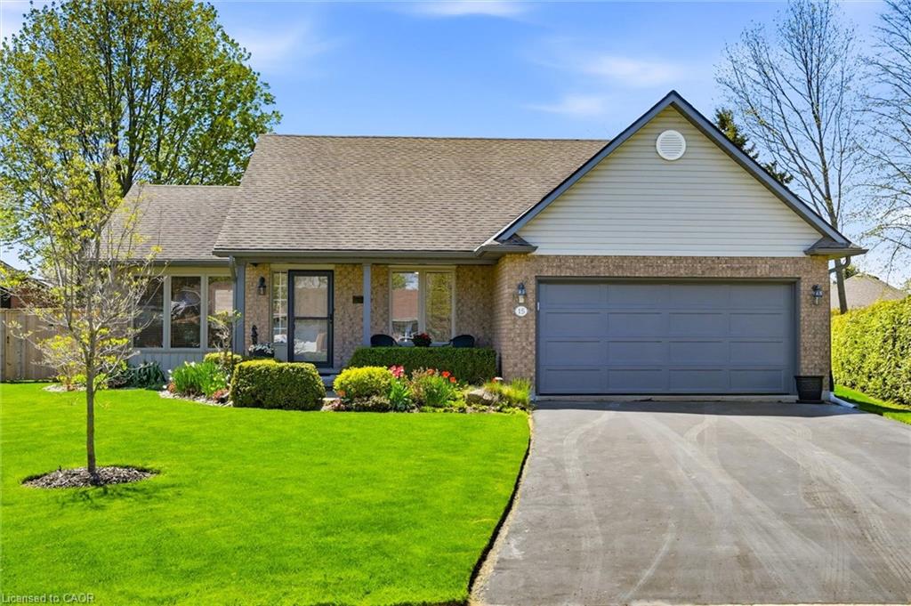 15 Bayshore Court Property Photo 1