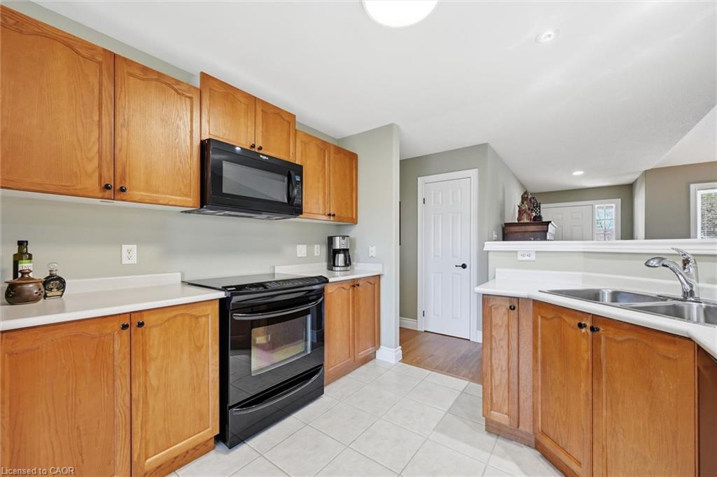 15 Bayshore Court Property Photo 11