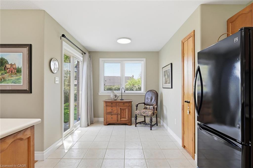 15 Bayshore Court Property Photo 13