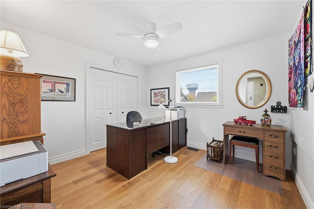 15 Bayshore Court Property Photo 23
