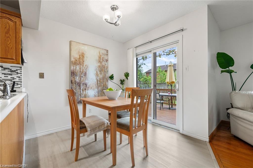 444 Burnett Avenue Property Photo 13
