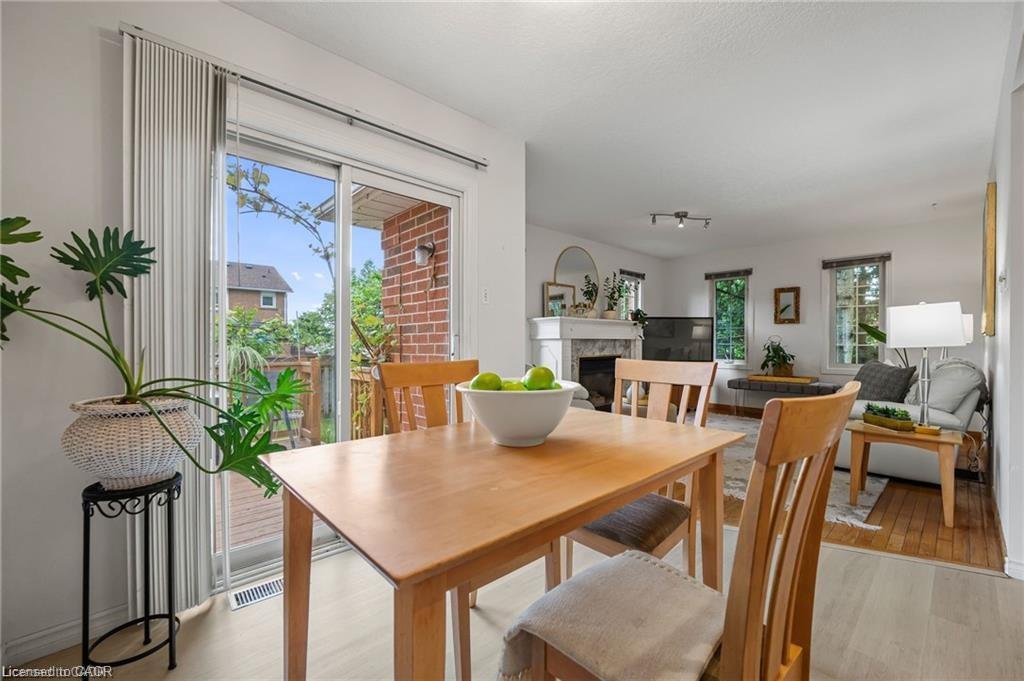 444 Burnett Avenue Property Photo 14