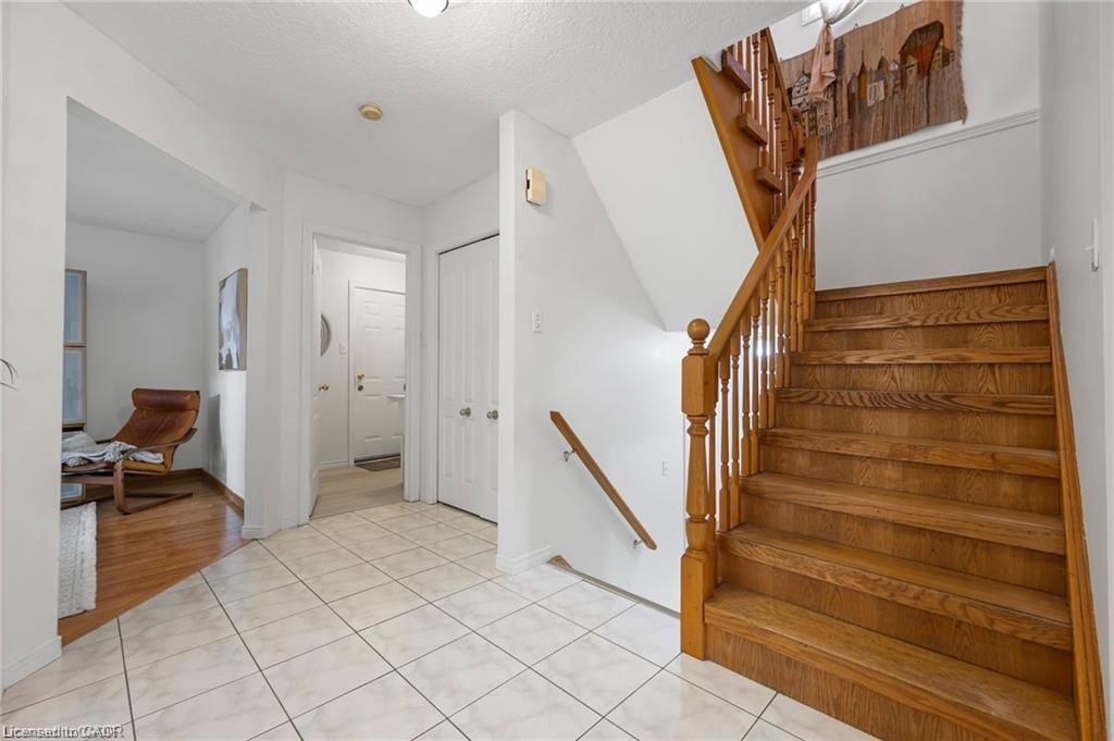 444 Burnett Avenue Property Photo 22
