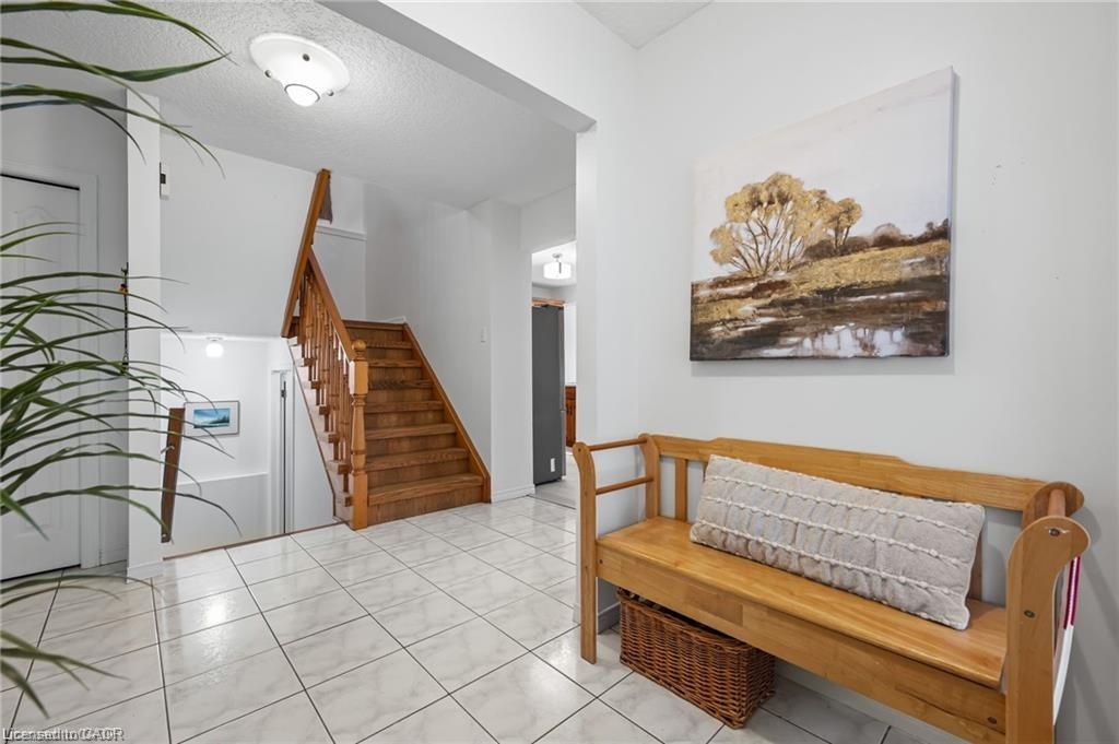 444 Burnett Avenue Property Photo 33