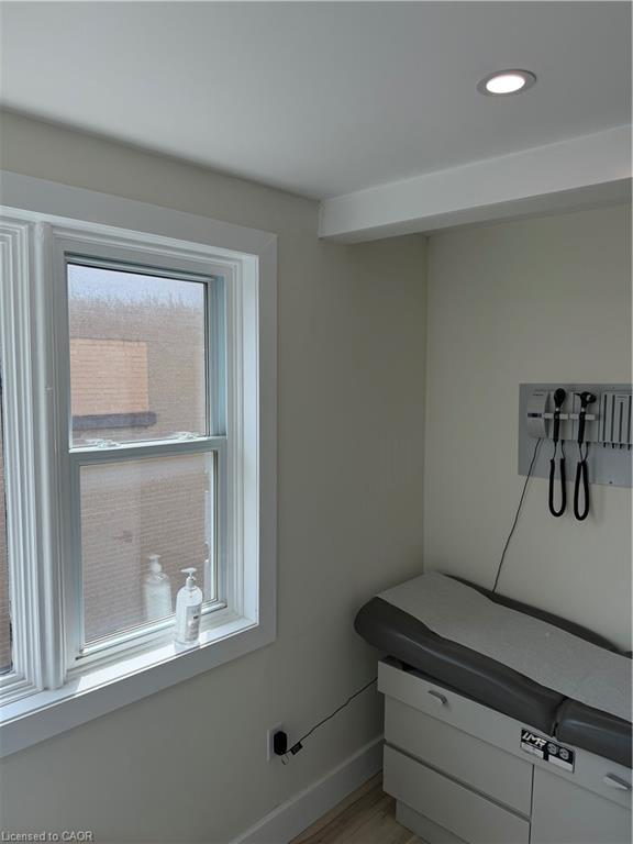 357 Main Street E Property Photo 13