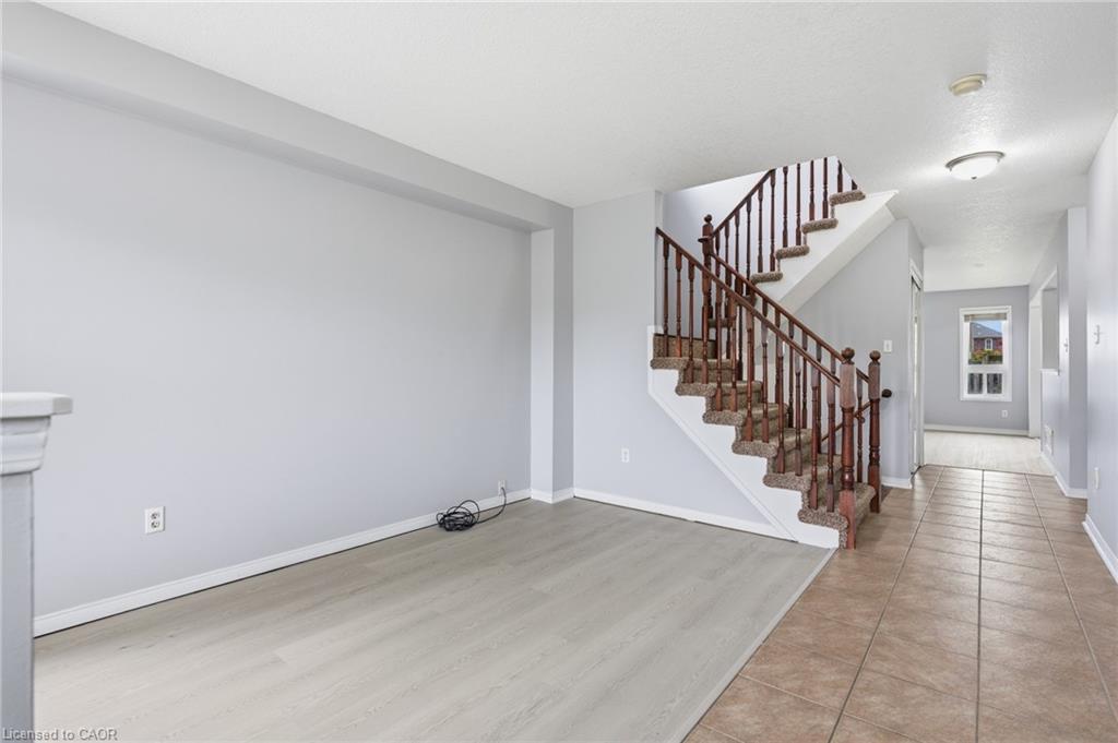 48 Griffiths Avenue Property Photo 5