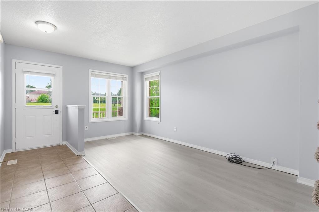 48 Griffiths Avenue Property Photo 6