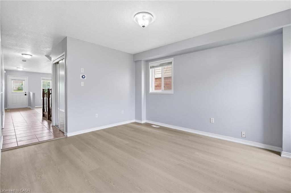 48 Griffiths Avenue Property Photo 9