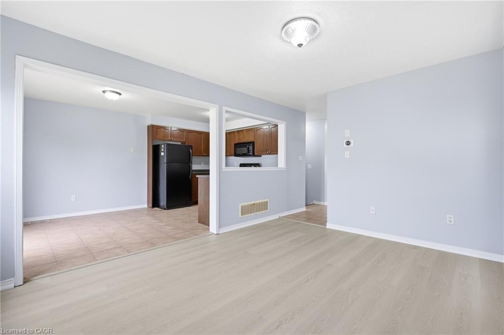 48 Griffiths Avenue Property Photo 10