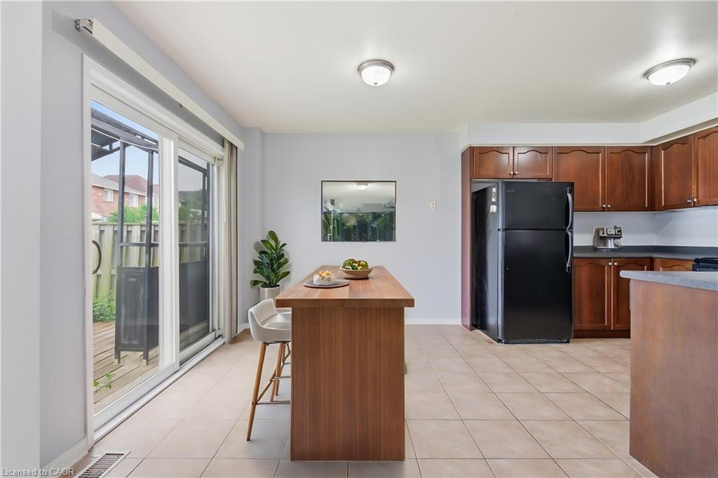 48 Griffiths Avenue Property Photo 11