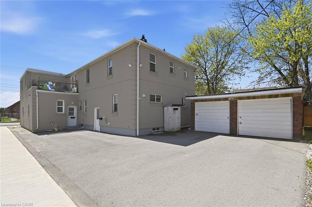 256 Lincoln Street Property Photo 3