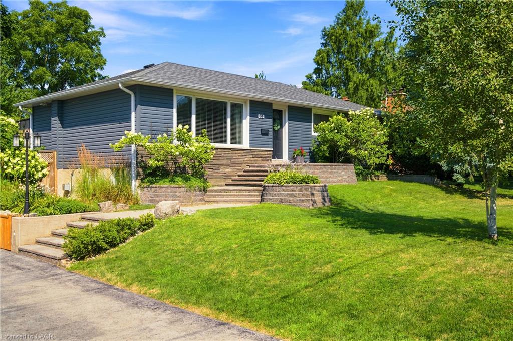 31 Algonquin Avenue Property Photo 3