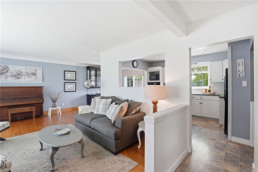 31 Algonquin Avenue Property Photo 7