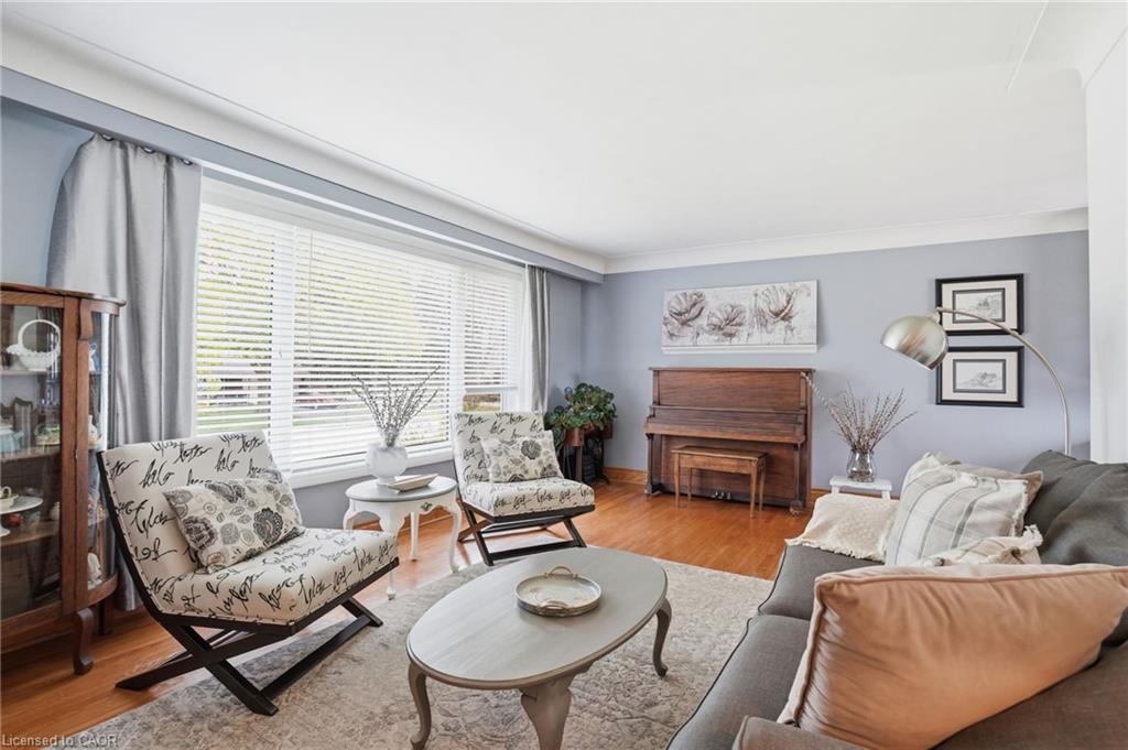 31 Algonquin Avenue Property Photo 9