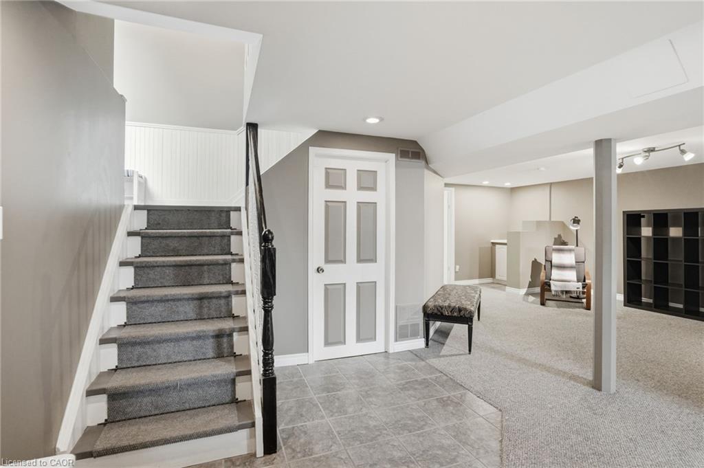 31 Algonquin Avenue Property Photo 29