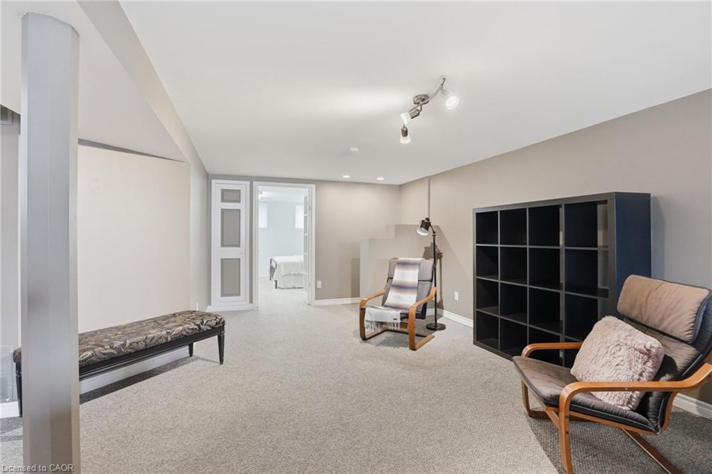 31 Algonquin Avenue Property Photo 33