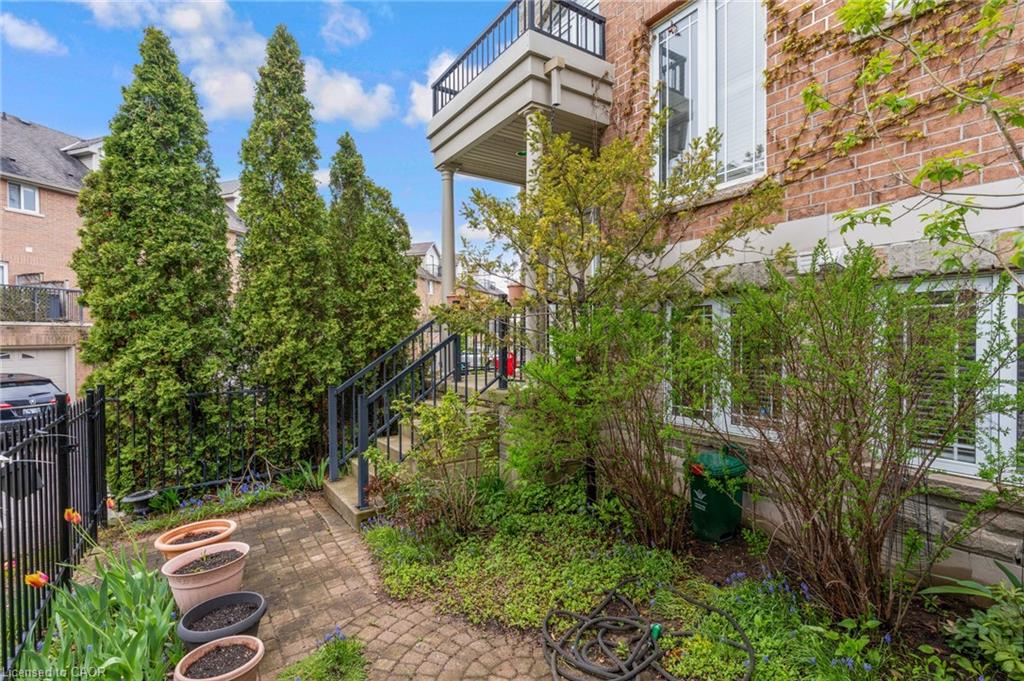 53 Grosvenor Lane Property Photo 31