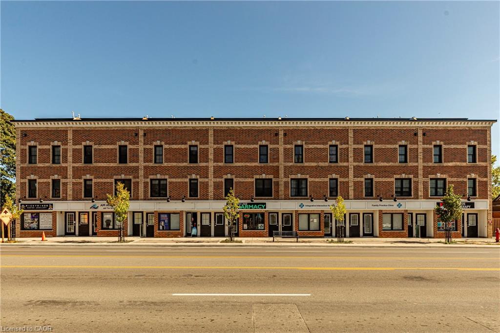 213-760 Lakeshore Road E Property Photo 3