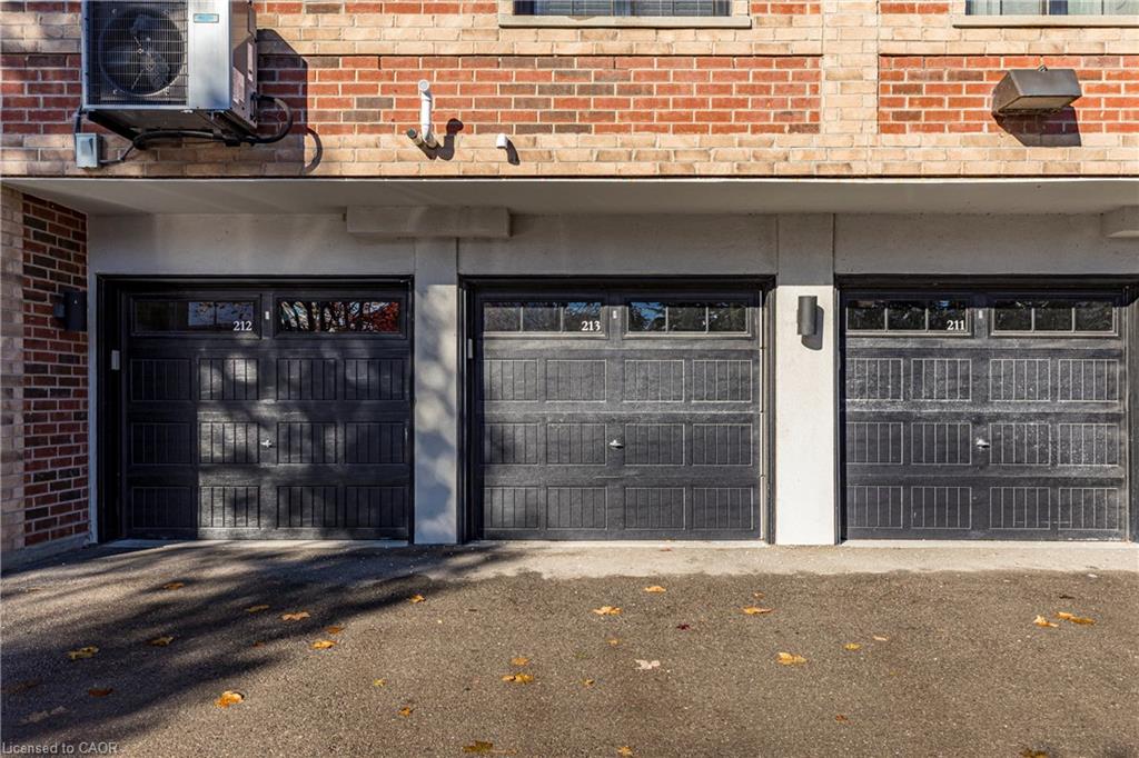 213-760 Lakeshore Road E Property Photo 19