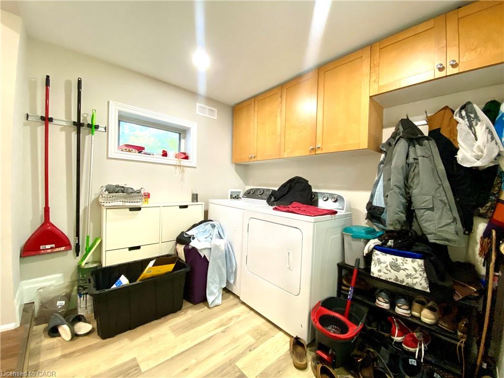 358 Dundas Street E Property Photo 18