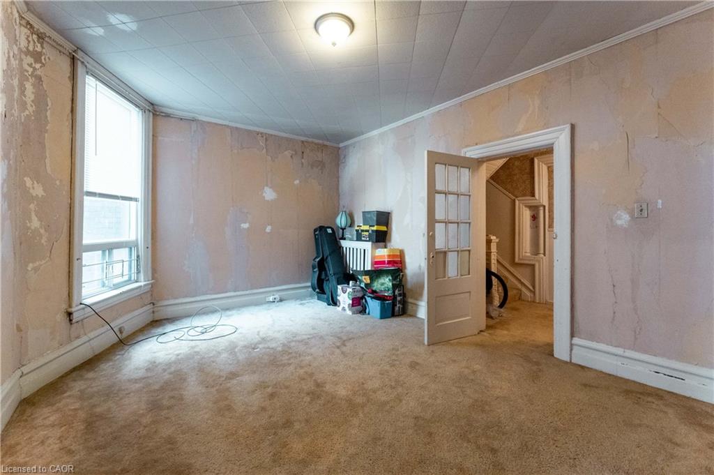 1311 King Street W Property Photo 9