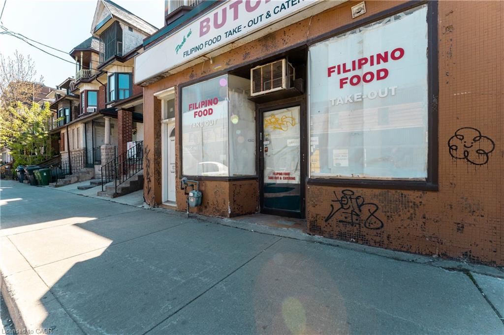 1311 King Street W Property Photo 16